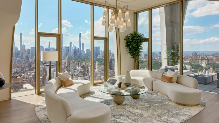 Inside the Ultimate Penthouse Midtown Experience: A Deep Look at Luxury Urban Living